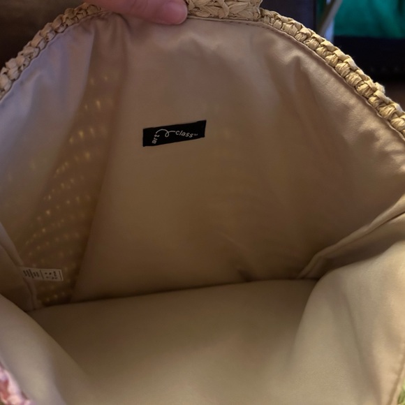 Art Class Straw Tote - Picture 6 of 9